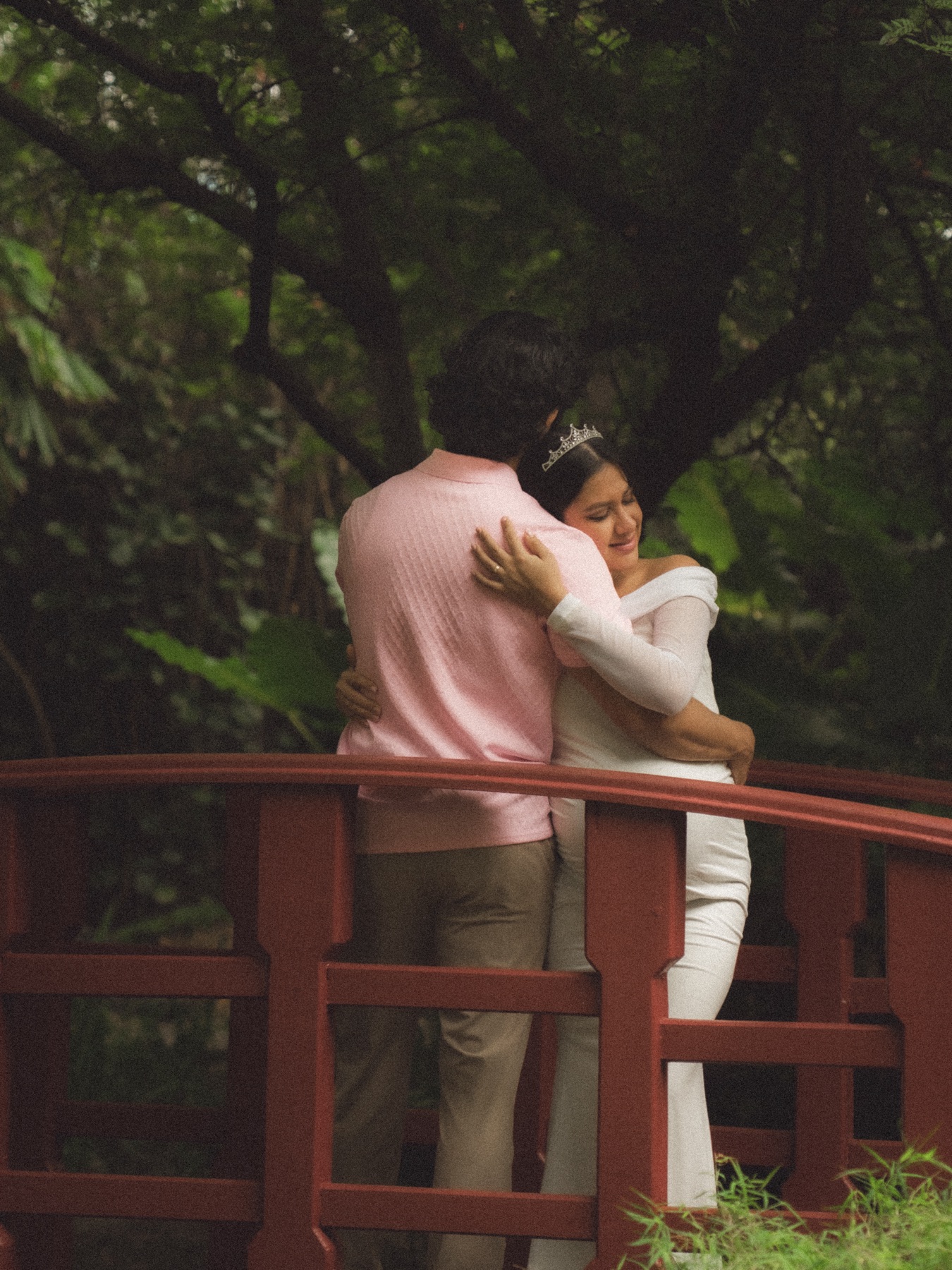 Amy & Bryan — frame 19